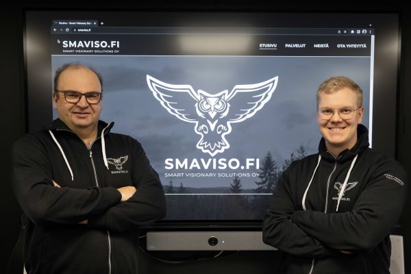 Smart Visionary Solutionsin Arto Kärkkäinen (vas.) ja Henri Heiskanen.